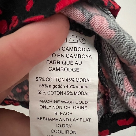 Michael Kors - Heart Print Top - Picture 5 of 6